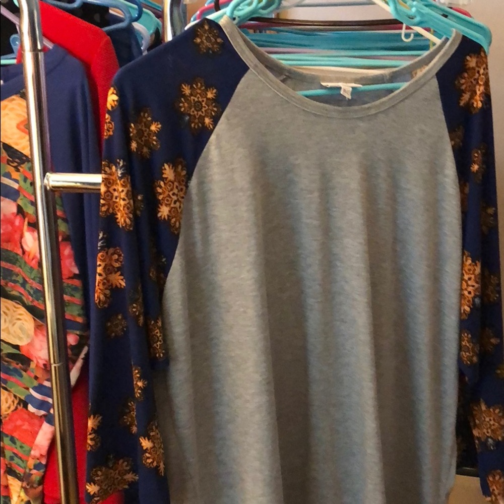 Lularoe Randy shirt